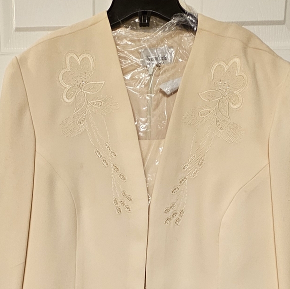 Vintage Sz: 21/22 Nu Mode full length 2 piece formal wear - Picture 2 of 10